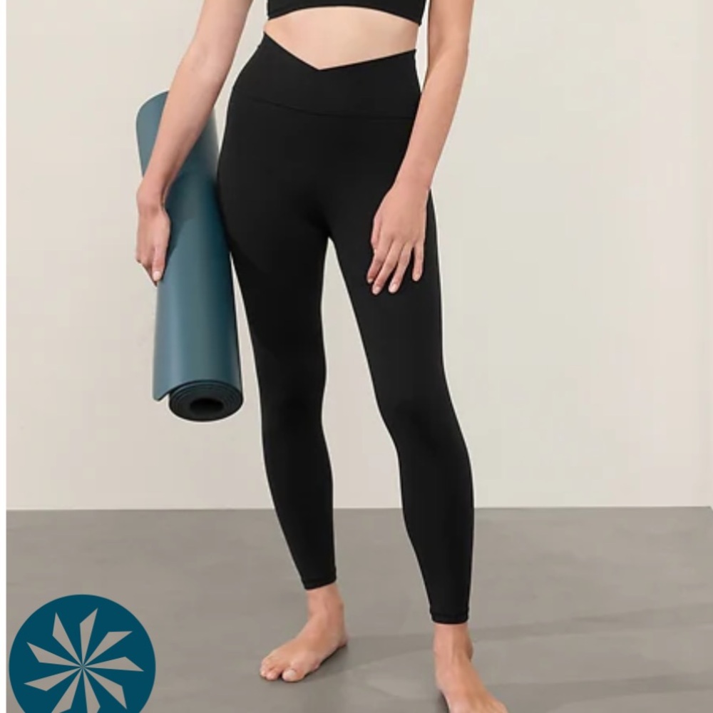 Athleta Transcend Crossover High Rise 7/8 Tight Legging Large TALL